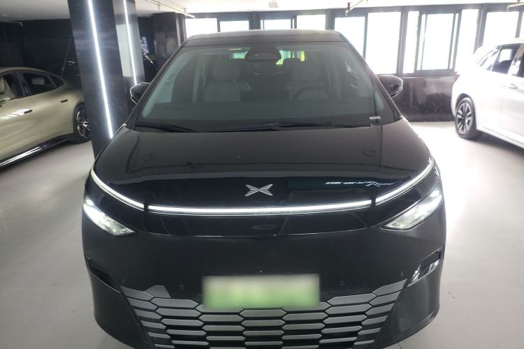 Used XPeng X9 2024 640 All-Wheel Drive High-Performance Max Front