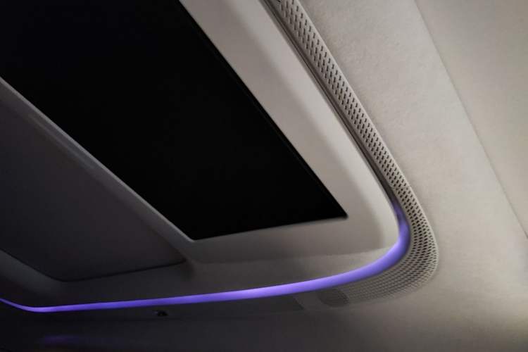 Used XPeng X9 2024 702 Ultra-Long Range Max Headliner