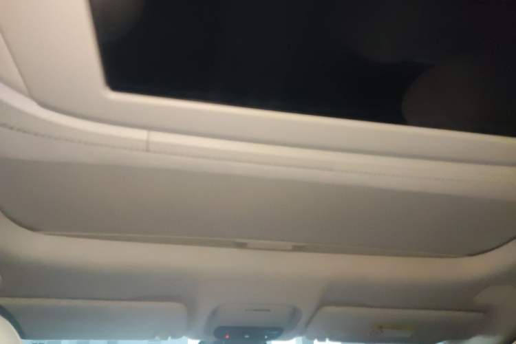 Used XPeng X9 2024 702 Ultra-Long Range Pro Headliner