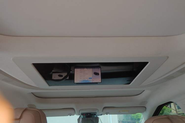 Used XPeng X9 2024 702 Ultra-Long Range Pro Headliner