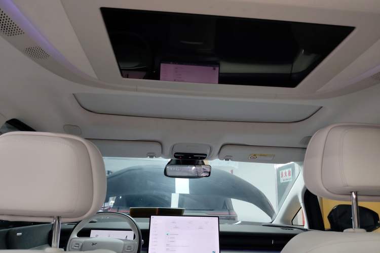 Used XPeng X9 2024 610 Long-Range Pro Headliner