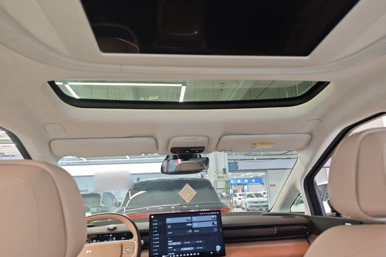Used XPeng X9 2024 702 Ultra-Long Range Pro Headliner