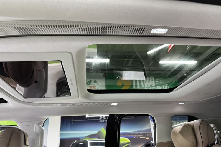 Used XPeng X9 2024 702 Ultra-Long Range Pro Headliner