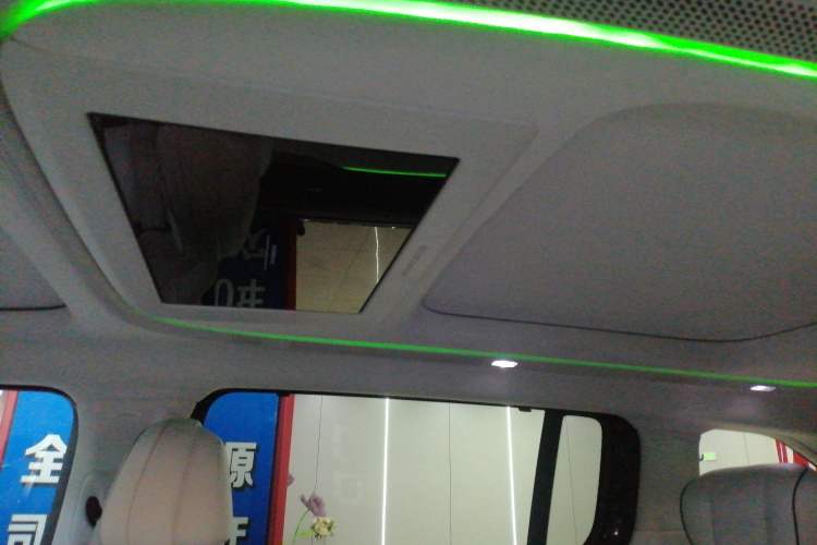 Used XPeng X9 2024 702 Ultra-Long Range Pro Headliner