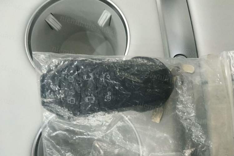 Used XPeng X9 2024 640 All-Wheel Drive High-Performance Max Interior 1