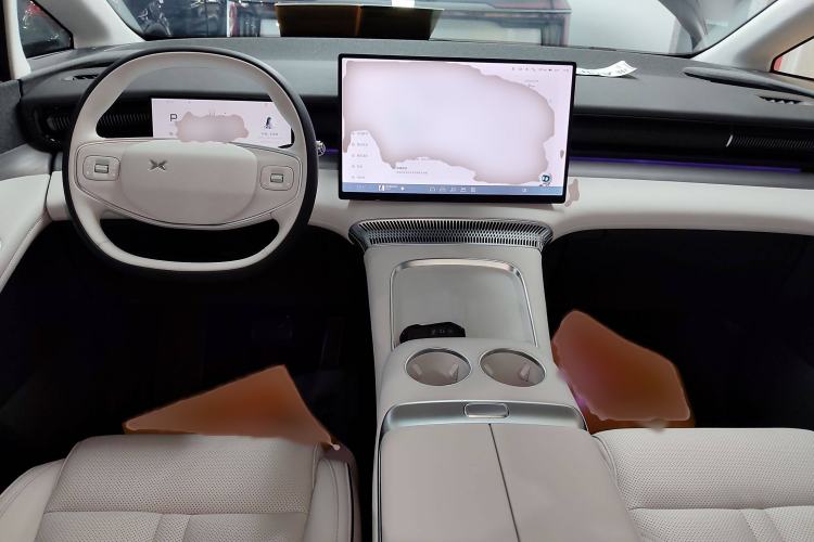 Used XPeng X9 2024 610 Long-Range Pro Interior 2