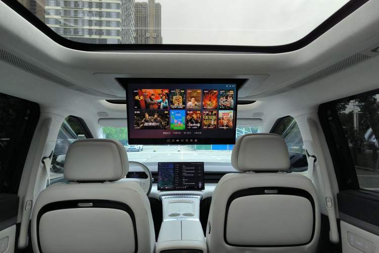 Used XPeng X9 2024 702 Ultra-Long Range Pro Interior 7