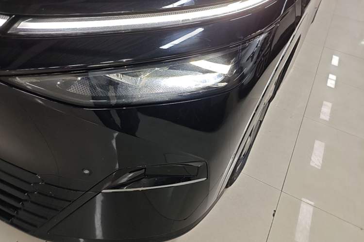 Used XPeng X9 2024 702 Ultra-Long Range Pro Left Front Headlight
