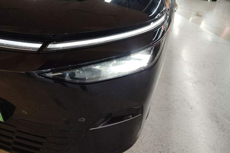 Used XPeng X9 2024 702 Ultra-Long Range Pro Left Front Headlight