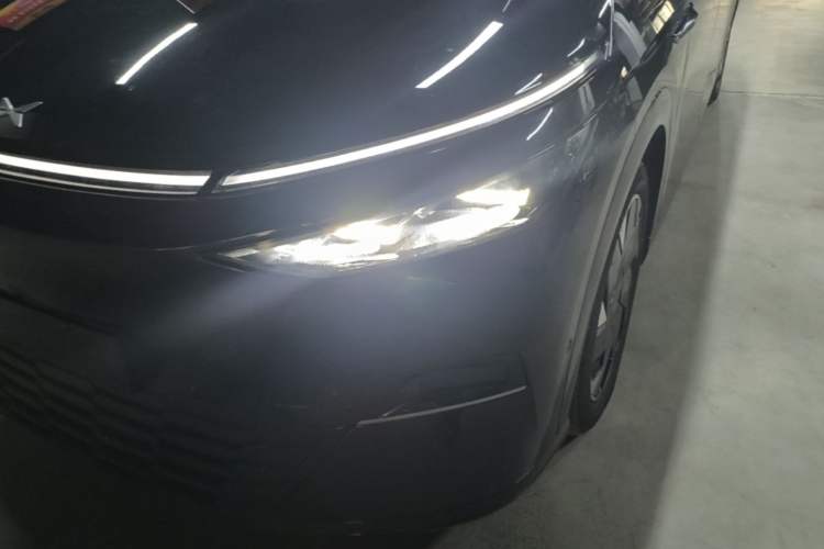 Used XPeng X9 2024 640 All-Wheel Drive High-Performance Max Left Front Headlight