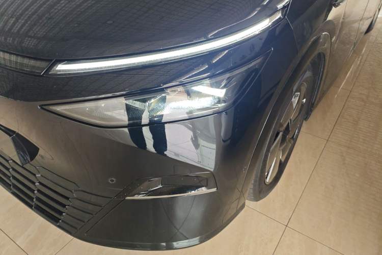 Used XPeng X9 2024 702 Ultra-Long Range Pro Left Front Headlight