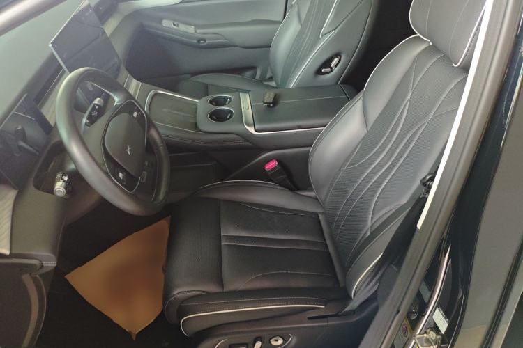 Used XPeng X9 2024 702 Ultra-Long Range Pro Left Front Seat