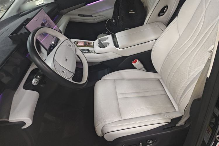 Used XPeng X9 2024 610 Long-Range Pro Left Front Seat