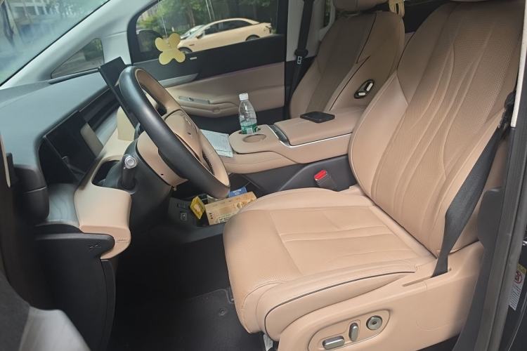 Used XPeng X9 2024 702 Ultra-Long Range Pro Left Front Seat