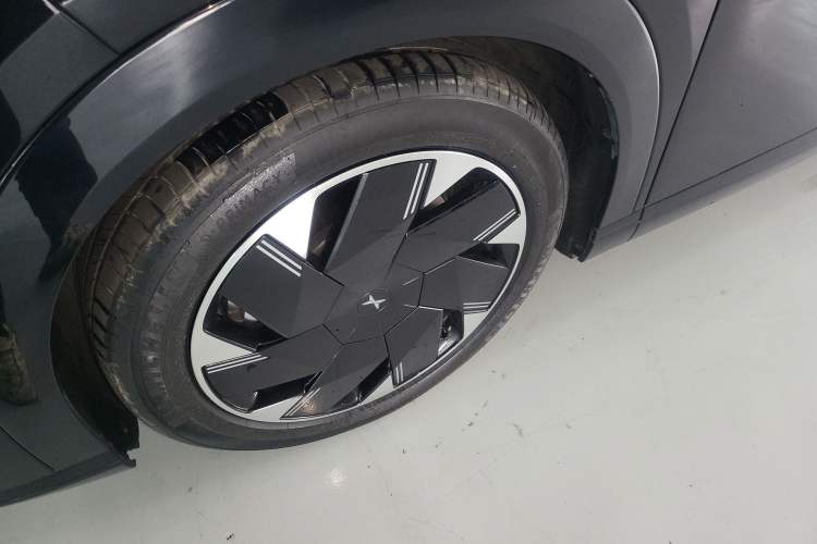 Used XPeng X9 2024 640 All-Wheel Drive High-Performance Max Left Front Wheel Hub