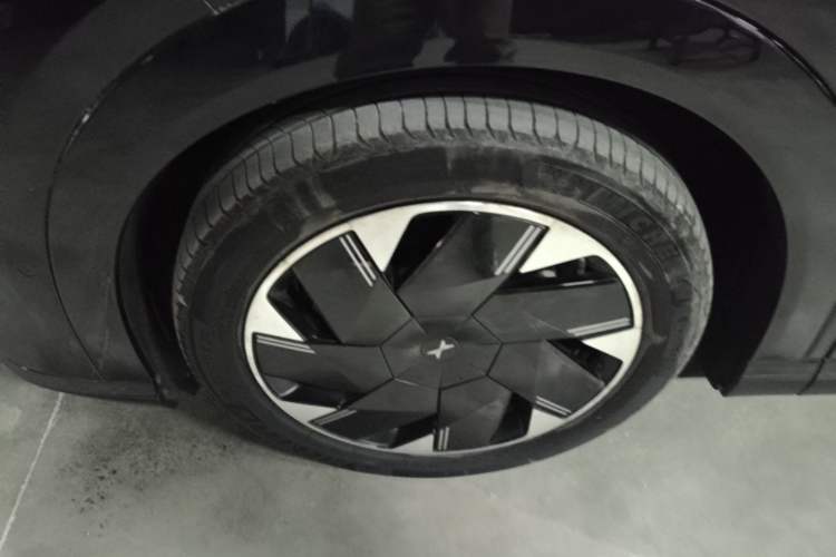 Used XPeng X9 2024 640 All-Wheel Drive High-Performance Max Left Front Wheel Hub