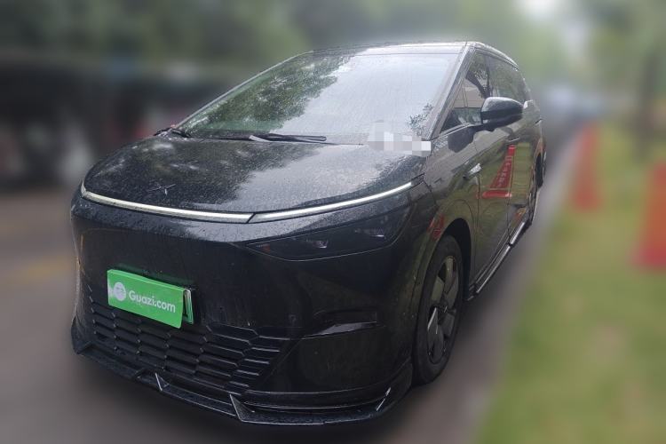 Used XPeng X9 2024 702 Ultra-Long Range Max Guazi used car, China used car export, Used car for sale, Used XPeng cars, Cheapest cars for sale, Electric vehicle, New energy car