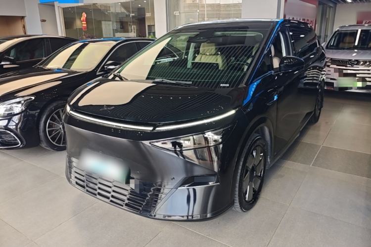 Used XPeng X9 2024 610 Long-Range Pro Guazi used car, China used car export, Used car for sale, Used  cars, Cheapest cars for sale