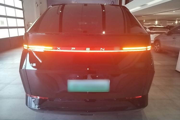 Used XPeng X9 2024 702 Ultra-Long Range Max Rear