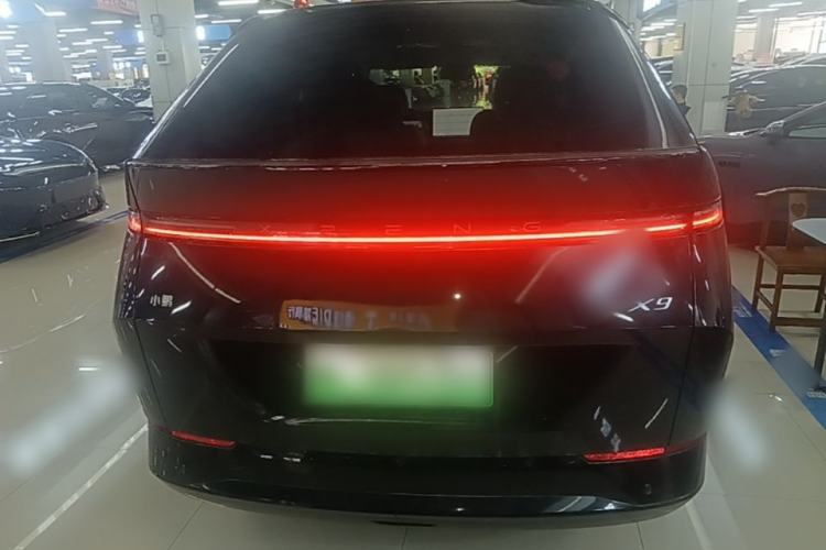 Used XPeng X9 2024 702 Ultra-Long Range Max Rear
