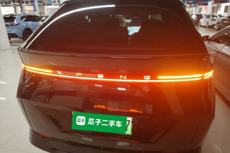 Used XPeng X9 2024 610 Long-Range Max Rear