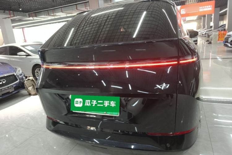 Used XPeng X9 2024 610 Long-Range Pro Rear