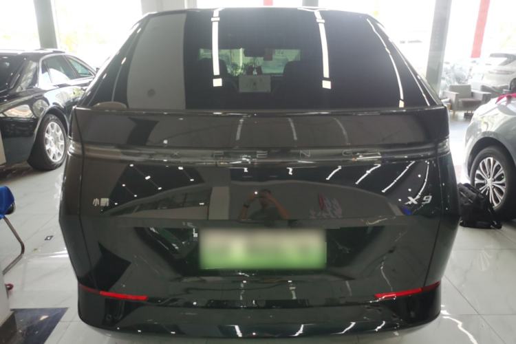 Used XPeng X9 2024 702 Ultra-Long Range Max Rear