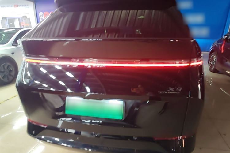 Used XPeng X9 2024 702 Ultra-Long Range Max Rear