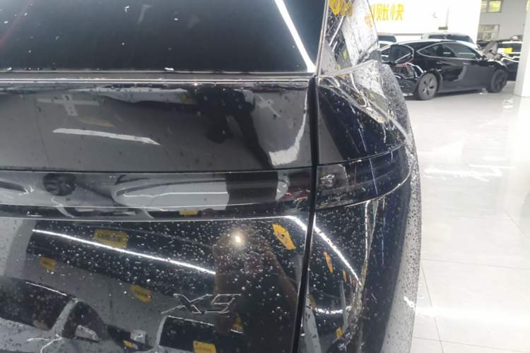 Used XPeng X9 2024 702 Ultra-Long Range Max Right Rear Taillight