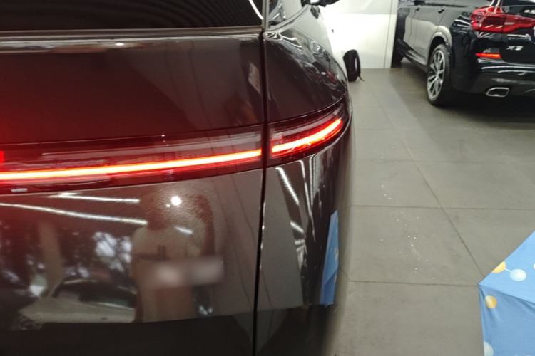 Used XPeng X9 2024 702 Ultra-Long Range Max Right Rear Taillight