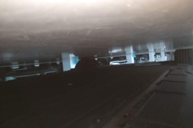 Used XPeng X9 2024 702 Ultra-Long Range Pro Right Side Sill