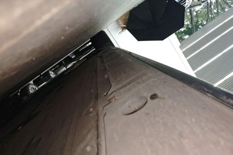 Used XPeng X9 2024 702 Ultra-Long Range Max Right Side Sill