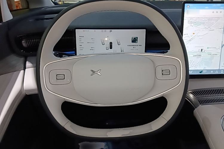 Used XPeng X9 2024 610 Long-Range Pro Steering Wheel