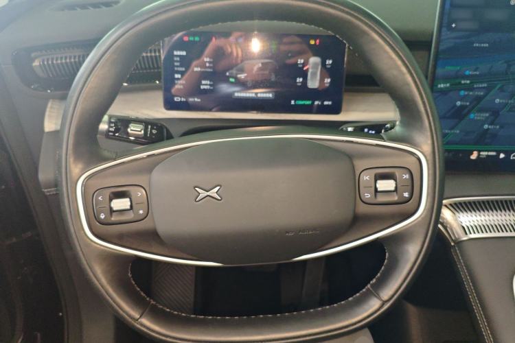 Used XPeng X9 2024 702 Ultra-Long Range Pro Steering Wheel