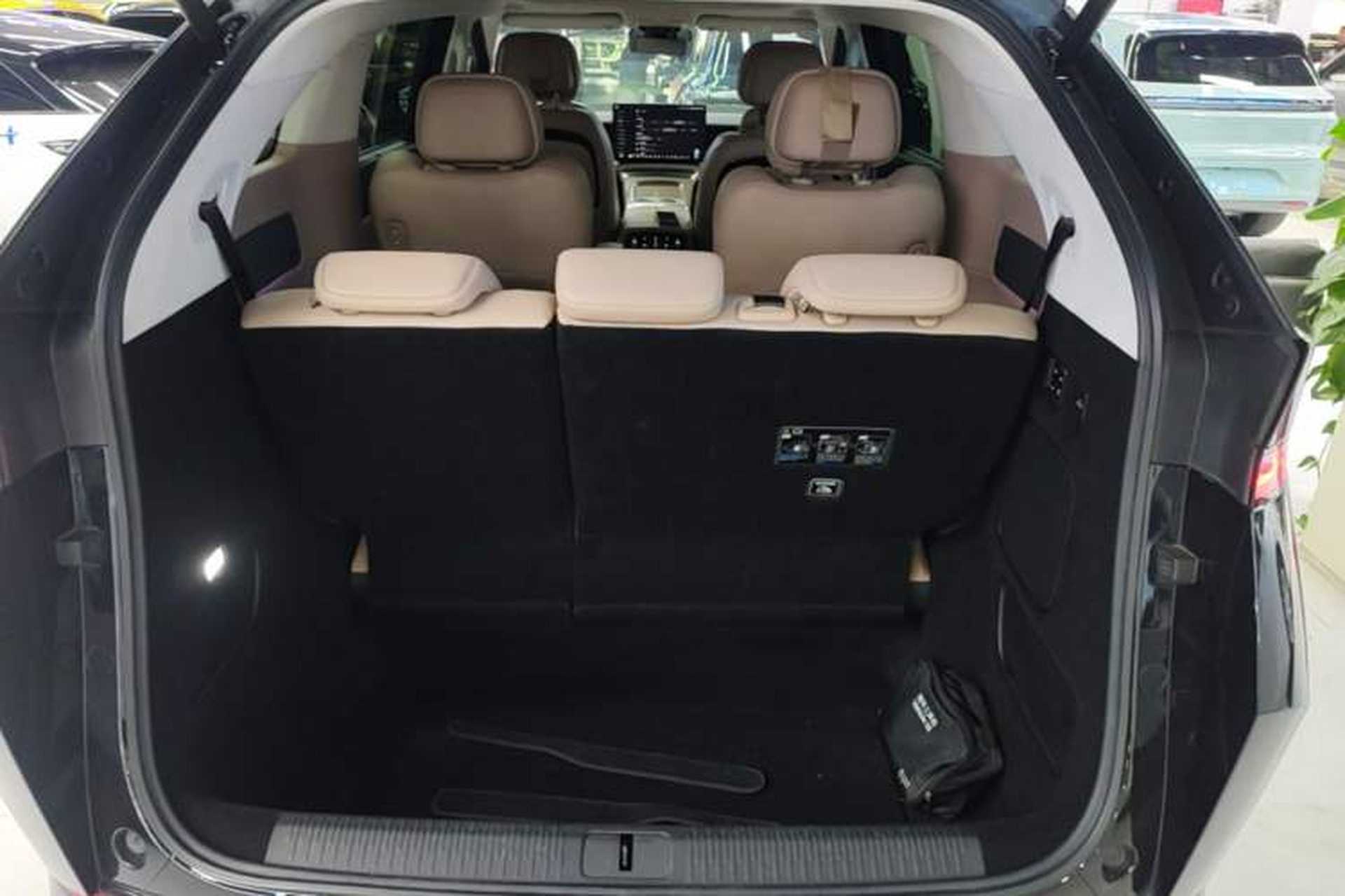 Used XPeng X9 2024 702 Ultra-Long Range Max Trunk
