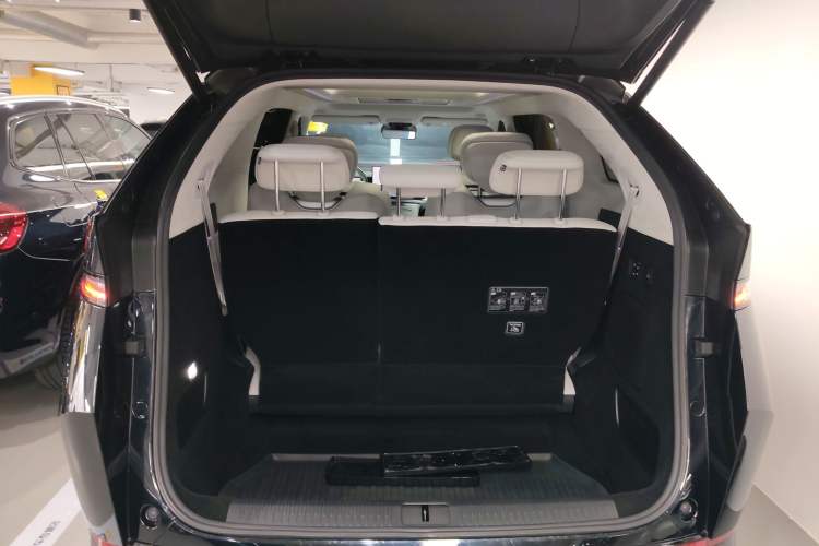 Used XPeng X9 2024 610 Long-Range Pro Trunk