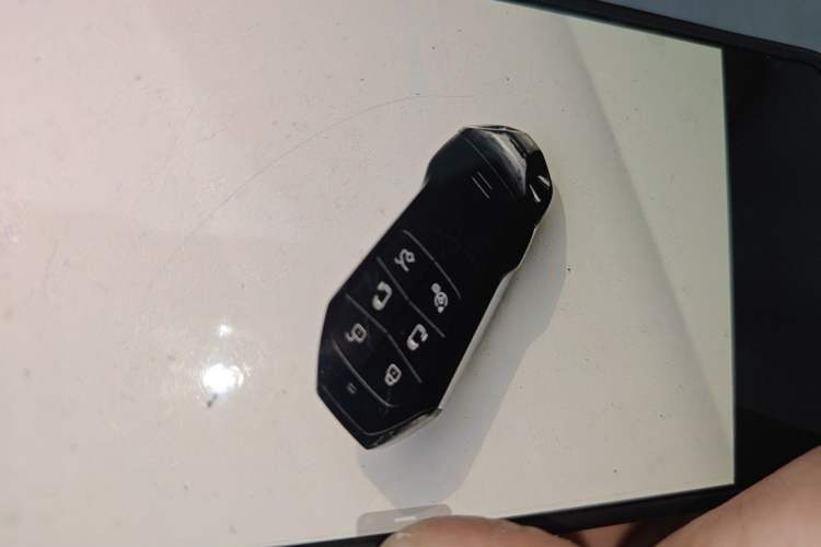 Used XPeng X9 2024 702 Ultra-Long Range Pro Vehicle Key
