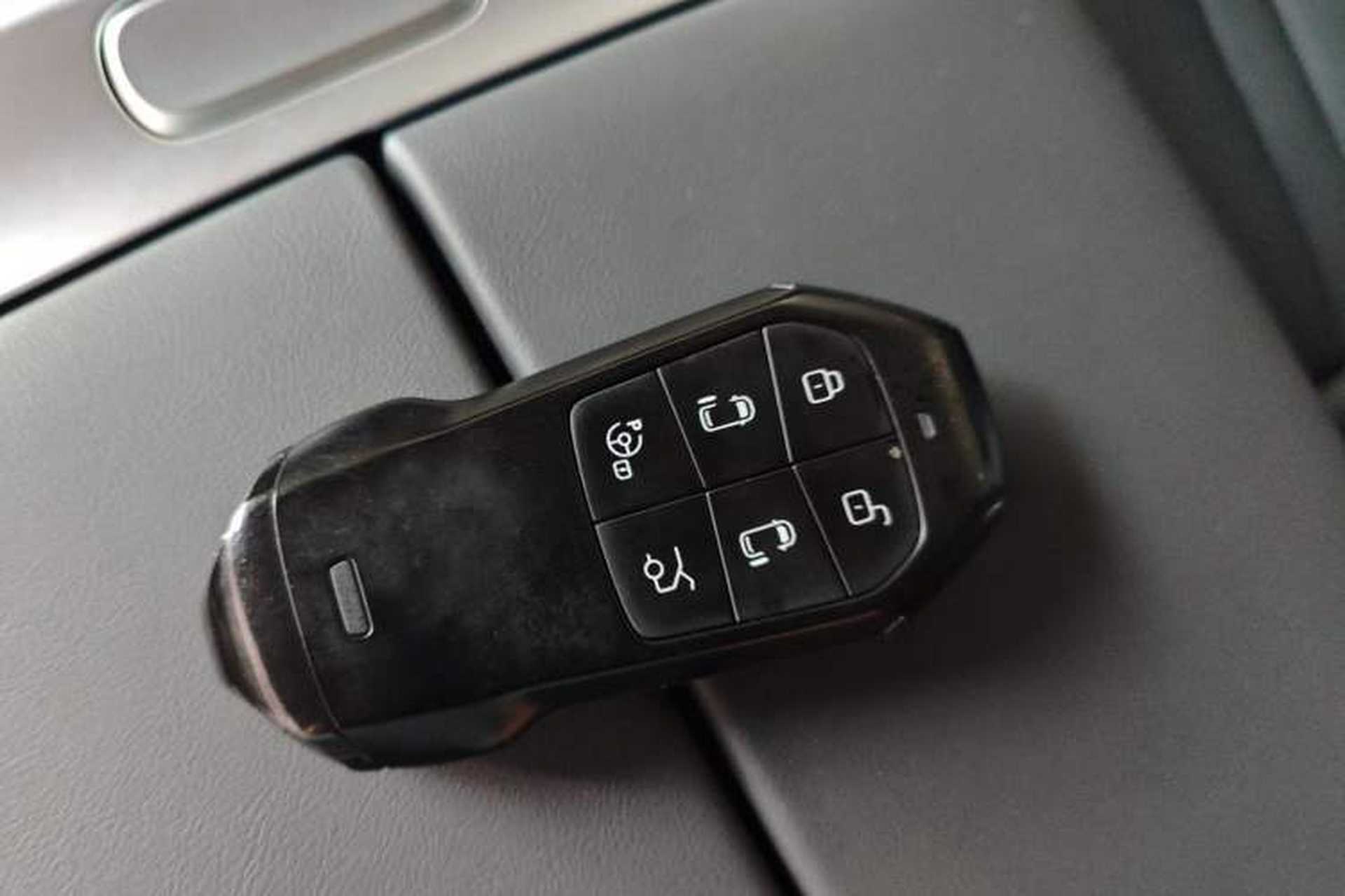 Used XPeng X9 2024 702 Ultra-Long Range Pro Vehicle Key