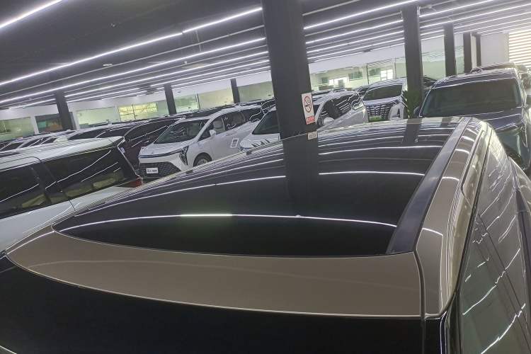 Used XPeng X9 2024 640 All-Wheel Drive High-Performance Max Roof