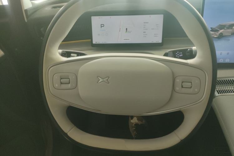 Used XPeng X9 2024 640 All-Wheel Drive High-Performance Max Steering Wheel