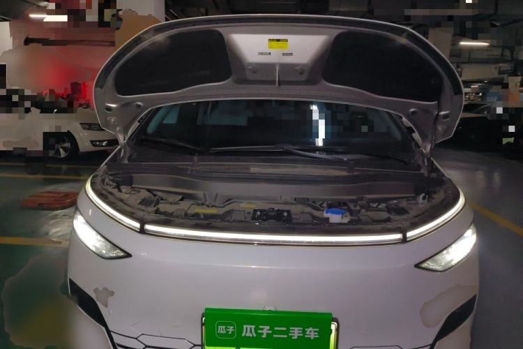 Used XPeng X9 2024 640 All-Wheel Drive High-Performance Max Engine Bay