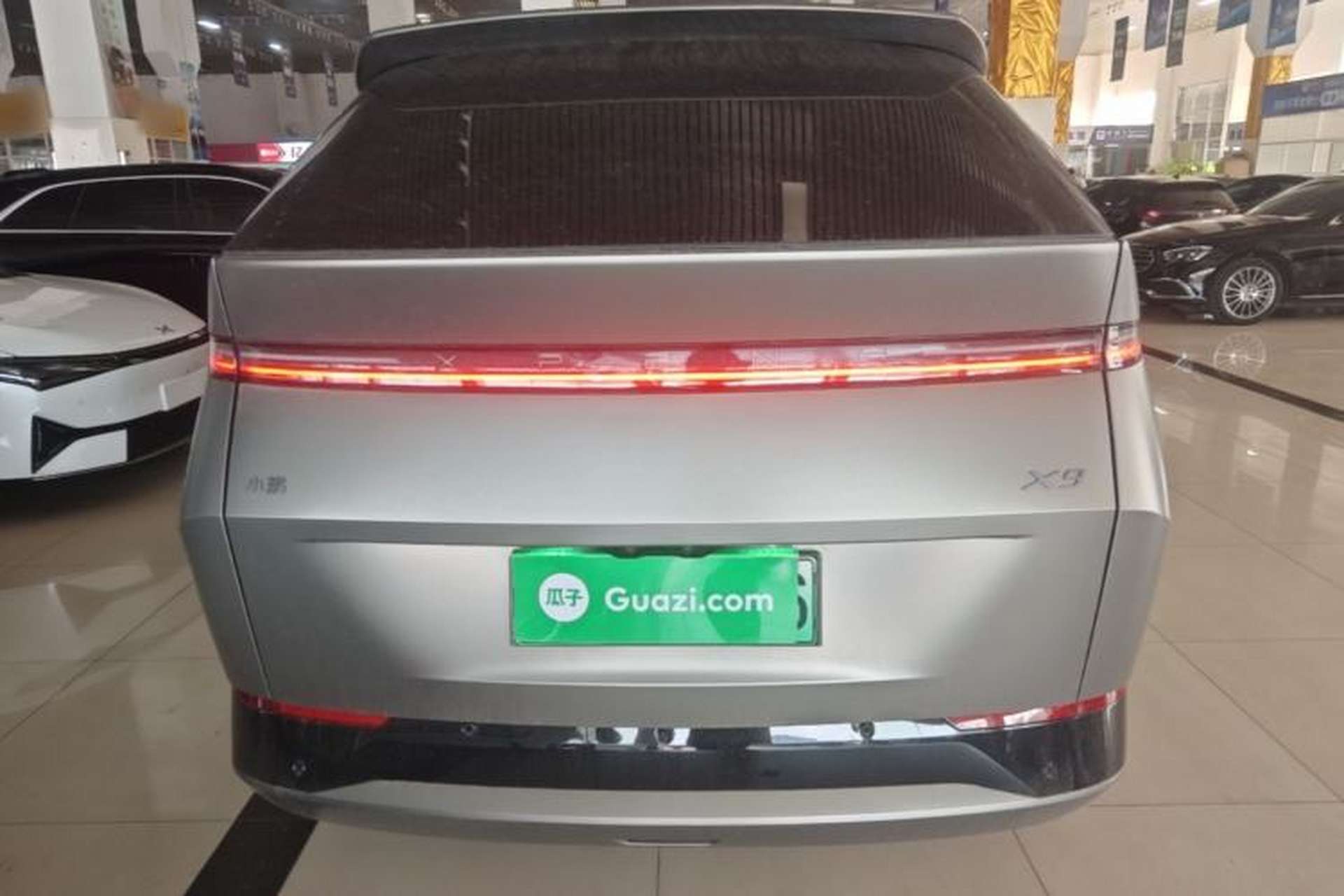 Used XPeng X9 2024 610 Long-Range Max Rear