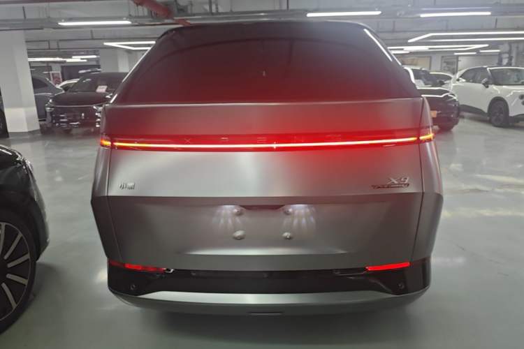 Used XPeng X9 2024 640 All-Wheel Drive High-Performance Max Rear