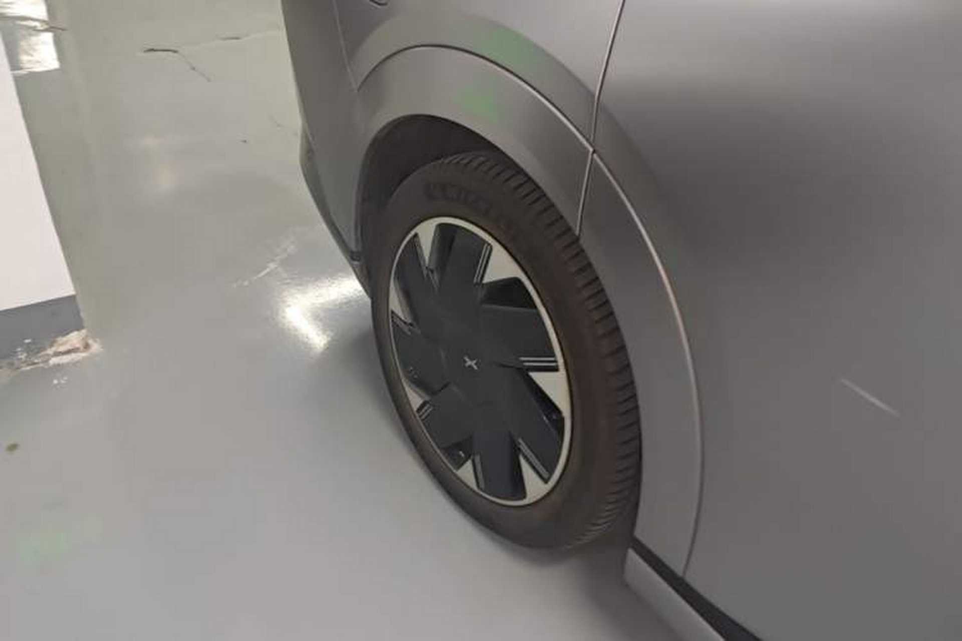 Used XPeng X9 2024 640 All-Wheel Drive High-Performance Max Right Rear Wheel Hub