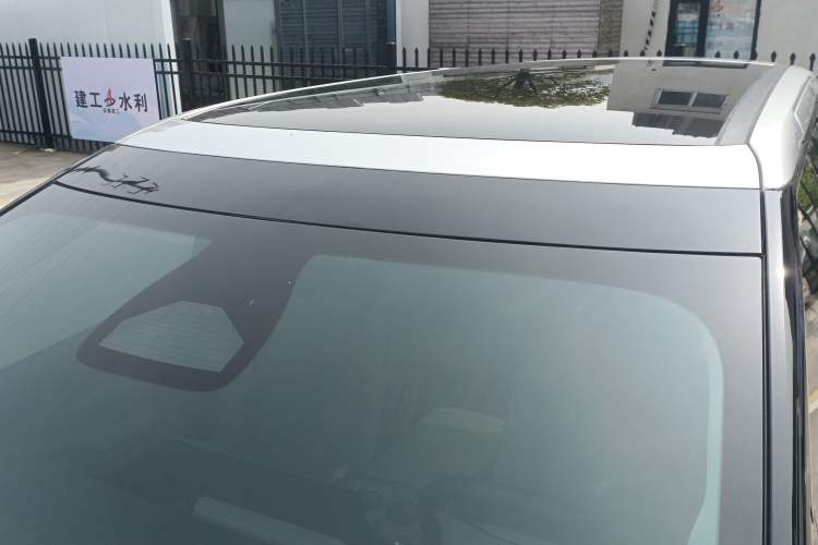 Used XPeng X9 2024 702 Ultra-Long Range Pro Roof