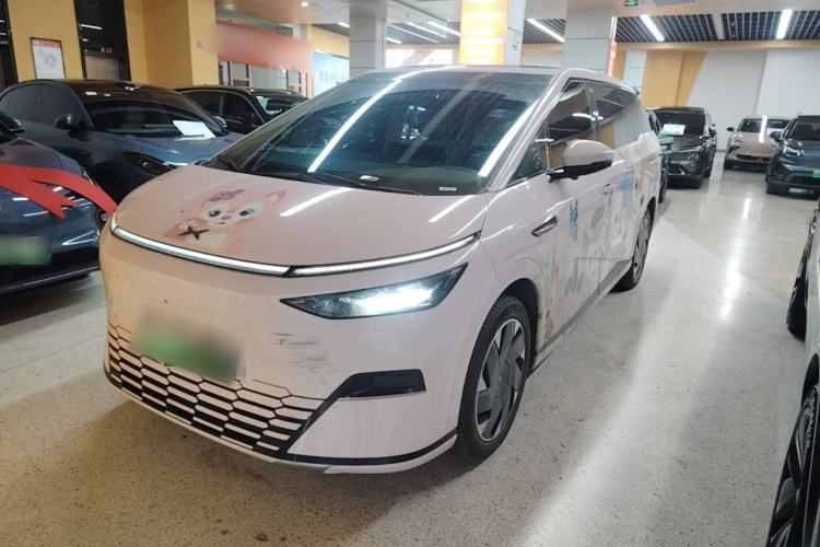 Used XPeng X9 2024 702 Ultra-Long Range Max Guazi used car, China used car export, Used car for sale, Used cars, Cheapest cars for sale