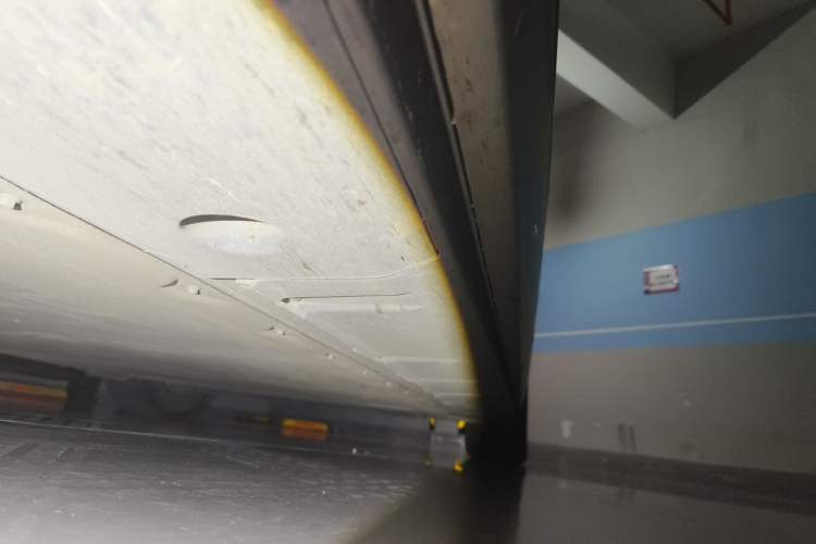Used XPeng X9 2024 610 Long-Range Pro Chassis Front Left