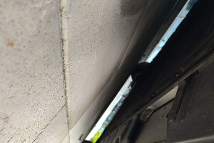 Used XPeng X9 2024 610 Long-Range Max Chassis Rear Right