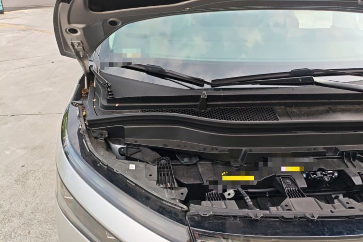 Used XPeng X9 2024 702 Ultra-Long Range Pro Engine Bay Right