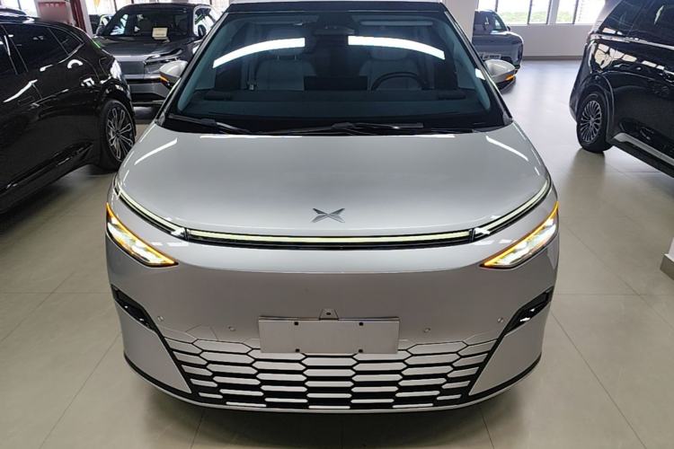 Used XPeng X9 2024 702 Ultra-Long Range Max Front